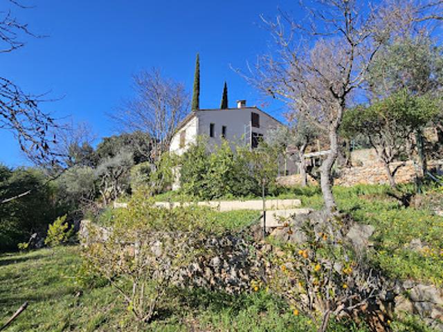 Vente Villa 6 pièces 150 m2 Seillans