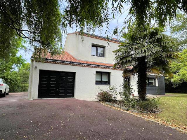 Vente Villa 6 pièces 155 m2 Vertou
