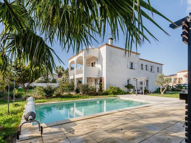 Vente Villa 6 pièces 156 m2 Grau d'Agde