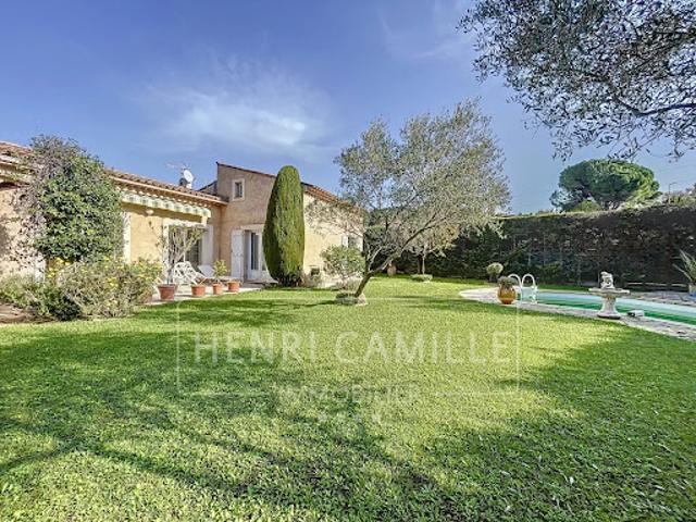 Vente Villa 6 pièces 160 m2 Auribeau sur Siagne