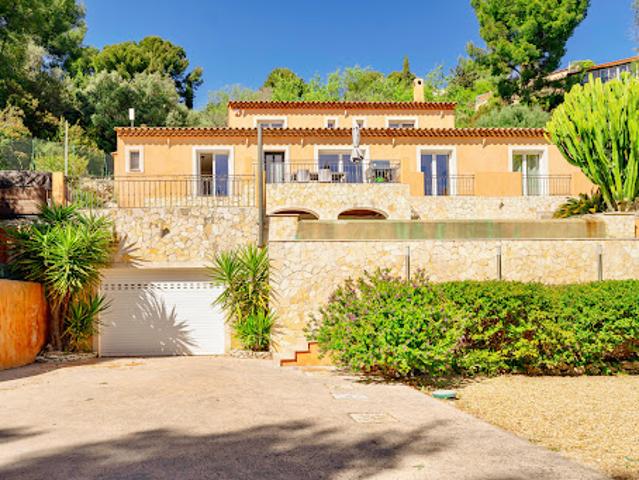 Vente Villa 6 pièces 161 m2 Ollioules