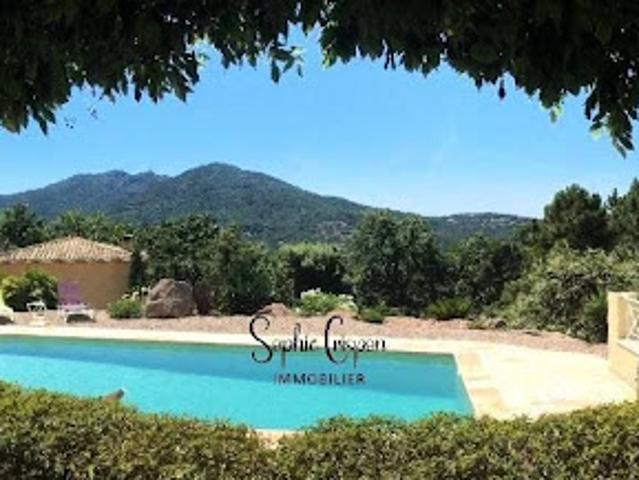 Vente Villa 6 pièces 162.5 m2 Les adrets de l'esterel