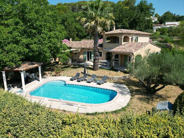 Vente Villa 6 pièces 162 m2 Lorgues