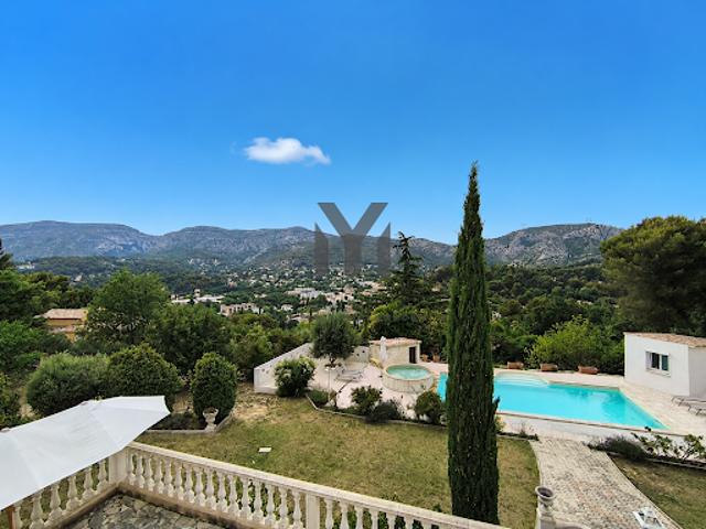 Vente Villa 6 pièces 165.68 m2 Roquevaire