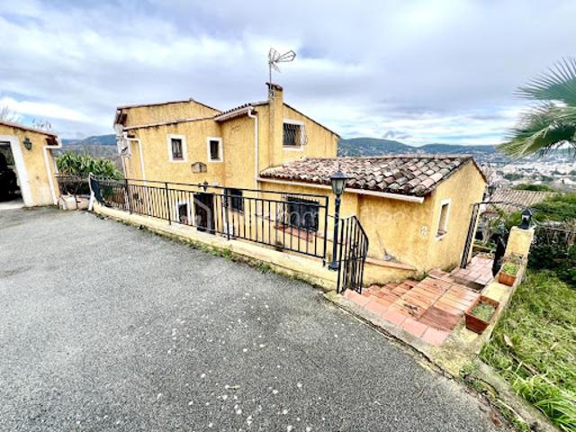 Vente Villa 6 pièces 165 m2 Draguignan