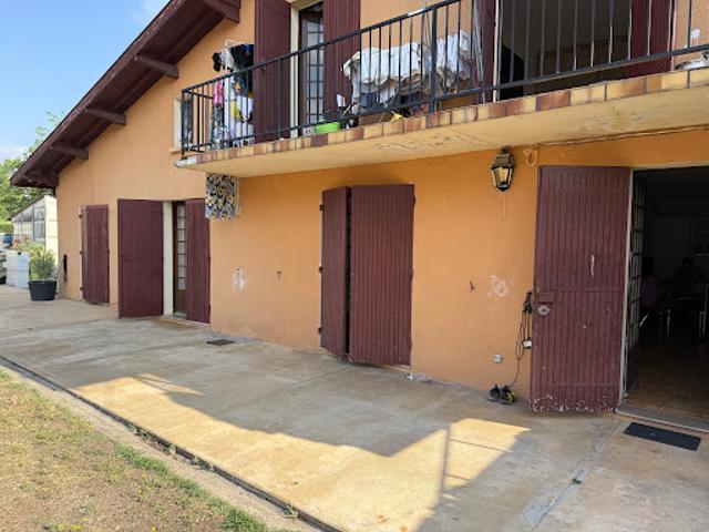 Vente Villa 6 pièces 166 m2 Ambares et lagrave