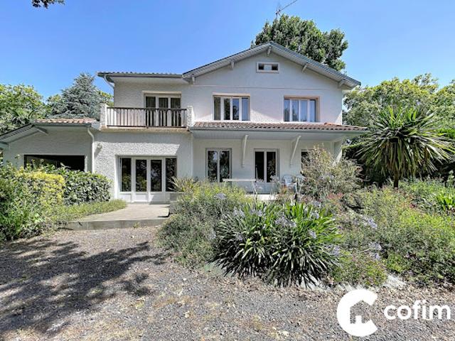 Vente Villa 6 pièces 170 m2 Pau