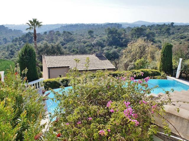 Vente Villa 6 pièces 170 m2 Villeneuve Loubet