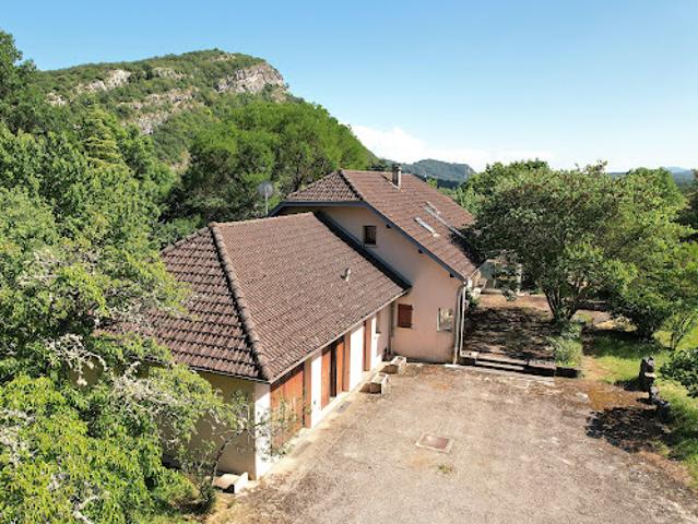 Vente Villa 6 pièces 170 m2 Virieu le Grand