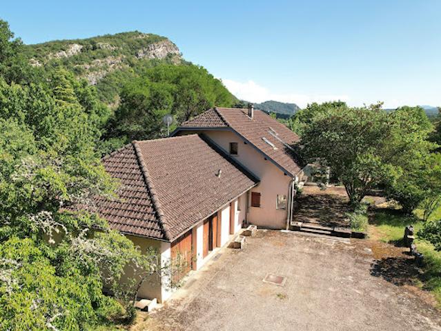 Vente Villa 6 pièces 170 m2 Virieu le Grand