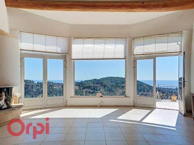 Vente Villa 6 pièces 179 m2 La Cadière d'Azur
