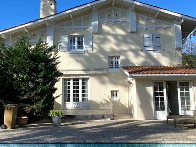 Vente Villa 6 pièces 180 m2 Arcachon