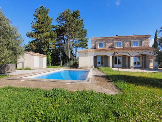 Vente Villa 6 pièces 180 m2 Grignan