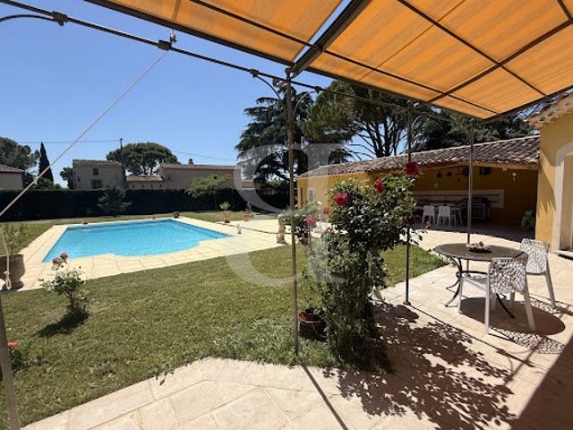 Vente Villa 6 pièces 181 m2 Valreas