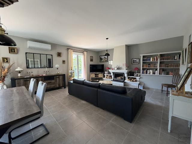 Vente Villa 6 pièces 181 m2 Vinassan