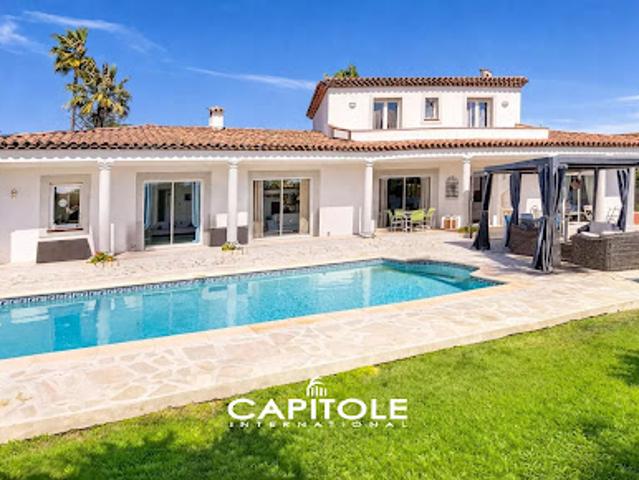 Vente Villa 6 pièces 182 m2 Antibes