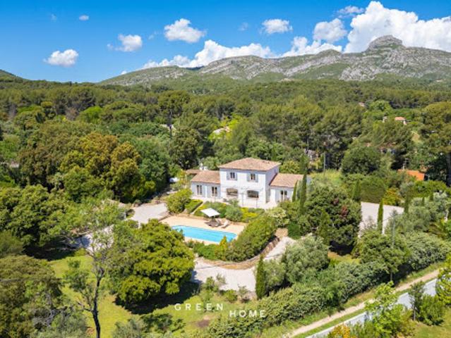 Vente Villa 6 pièces 184 m2 Aubagne