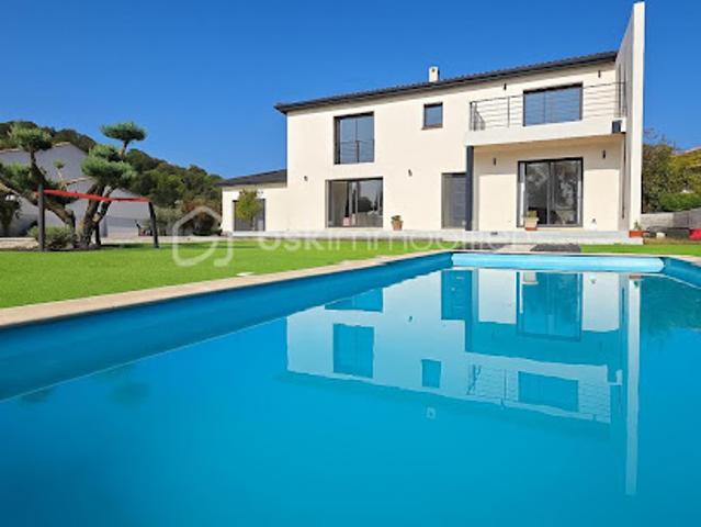 Vente Villa 6 pièces 188.14 m2 Bagnols sur ceze