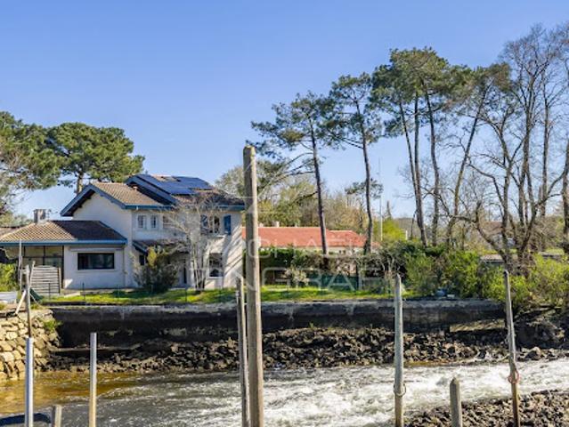 Vente Villa 6 pièces 189 m2 Gujan Mestras