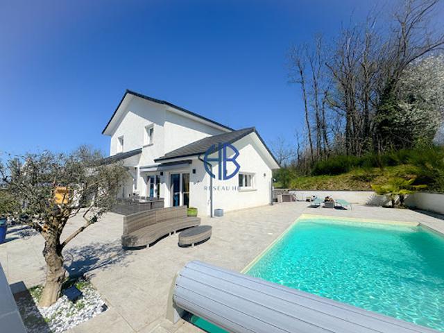 Vente Villa 6 pièces 190 m2 La Chapelle de la Tour