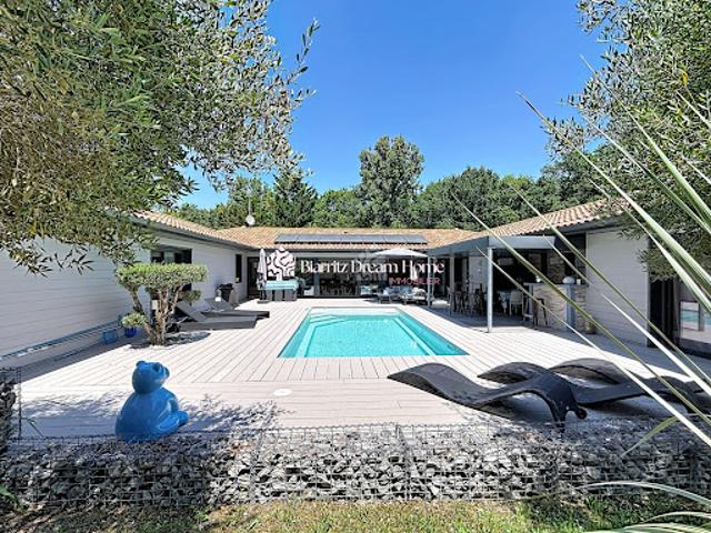 Vente Villa 6 pièces 190 m2 Soustons