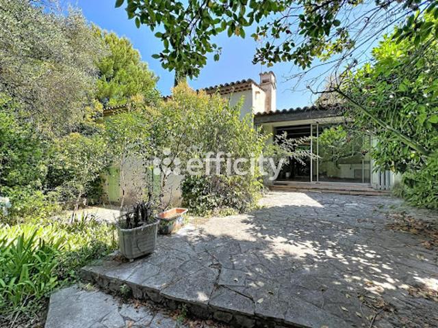 Vente Maison 6 pièces 192.2 m2 Antibes
