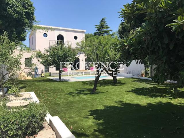 Vente Villa 6 pièces 192 m2 Marseille 9ème