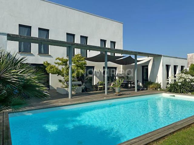 Vente Villa 6 pièces 192 m2 Pau