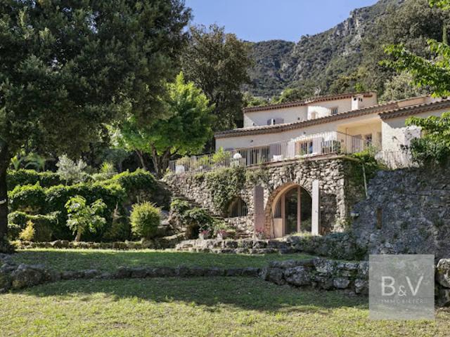 Vente Villa 6 pièces 193 m2 Tourrettes sur Loup
