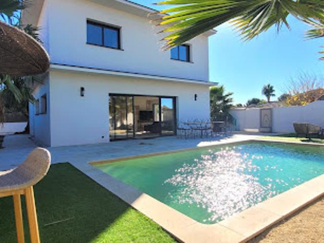 Vente Villa 6 pièces 194 m2 Grau d'Agde