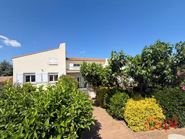 Vente Villa 6 pièces 200 m2 Agde
