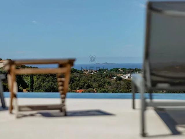Vente Villa 6 pièces 200 m2 Porticcio