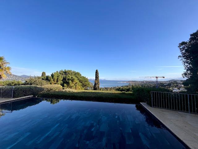 Vente Villa 6 pièces 210 m2 Gassin
