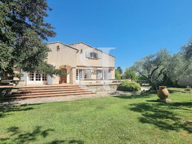 Vente Villa 6 pièces 215 m2 Carpentras