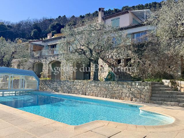 Vente Villa 6 pièces 219.24 m2 Spéracèdes