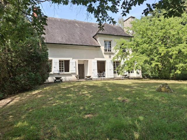 Vente Villa 6 pièces 231 m2 Saint Pierre lès Nemours
