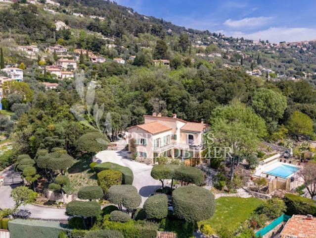 Vente Villa 6 pièces 233 m2 Spéracèdes