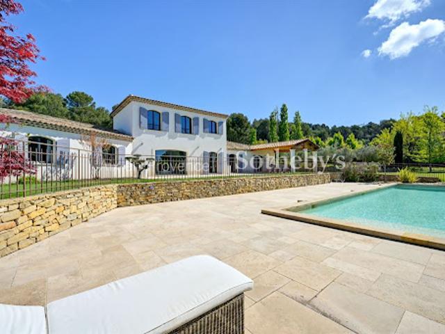 Vente Villa 6 pièces 240 m2 Aix en Provence