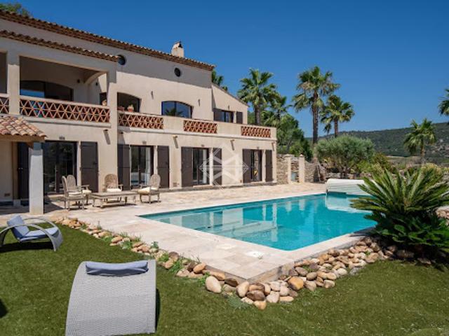 Vente Villa 6 pièces 247 m2 Plan de la Tour