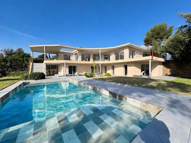 Vente Villa 6 pièces 250 m2 Grimaud