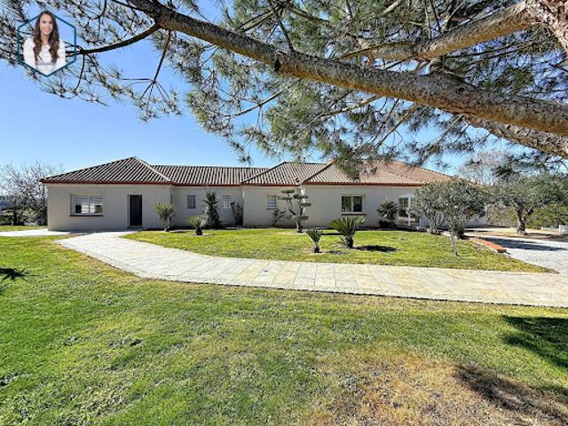 Vente Villa 6 pièces 250 m2 Jurançon