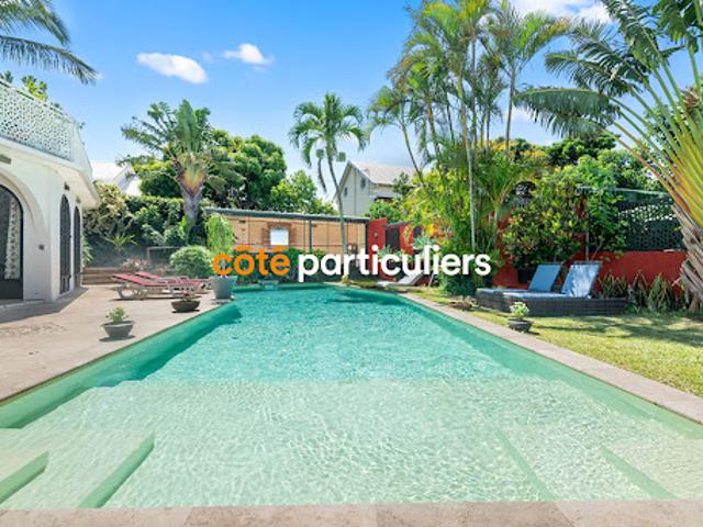 Vente Villa 6 pièces 290 m2 Saint Pierre