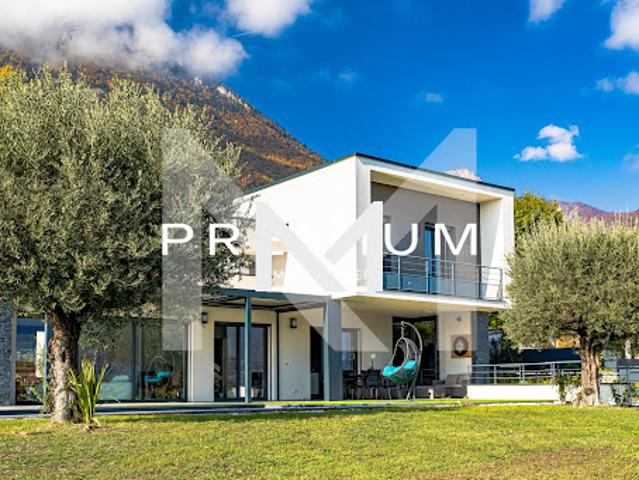 Vente Villa 6 pièces 251.7 m2 Saint Ismier