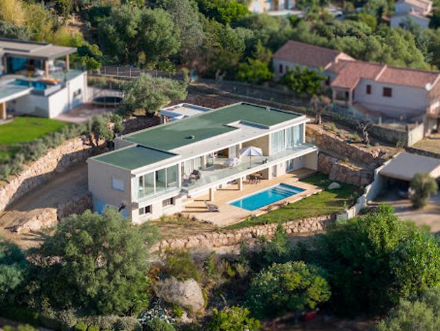 Vente Villa 6 pièces 285 m2 Ajaccio