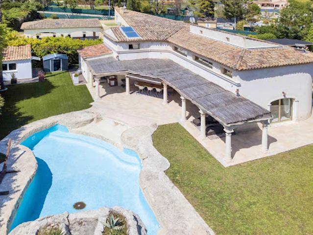 Vente Villa 6 pièces 314 m2 Valbonne