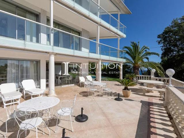 Vente Villa 6 pièces 320 m2 Cannes