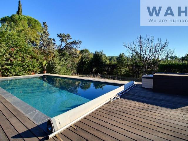 Vente Villa 6 Pieces 34980 159m² Saint Clément De Rivière