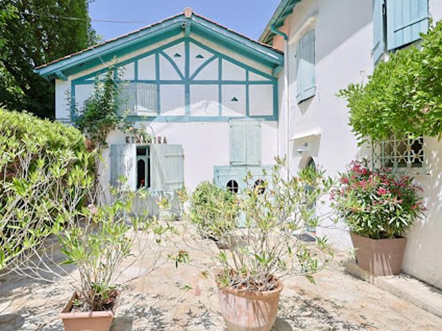 Vente Villa 6 pièces 390 m2 Arbonne