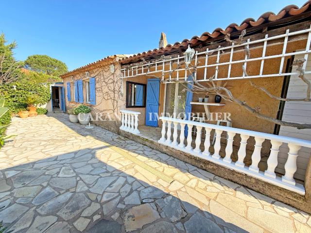Vente Villa 6 pièces Sainte Maxime avec garage et piscine