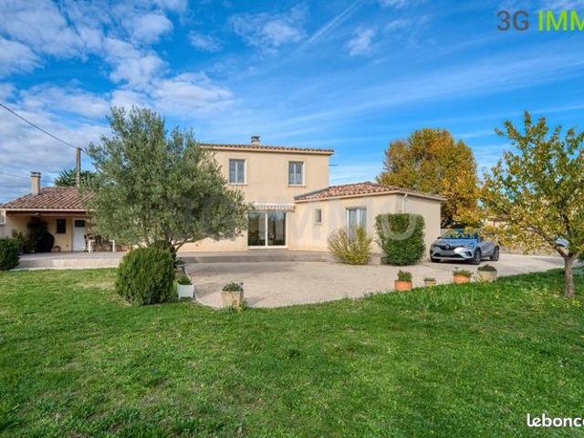 Vente | Villa | 6p | 4ch | 143 m² | Camaret sur Aigues | Expo Sud | Terrasse · Piscine